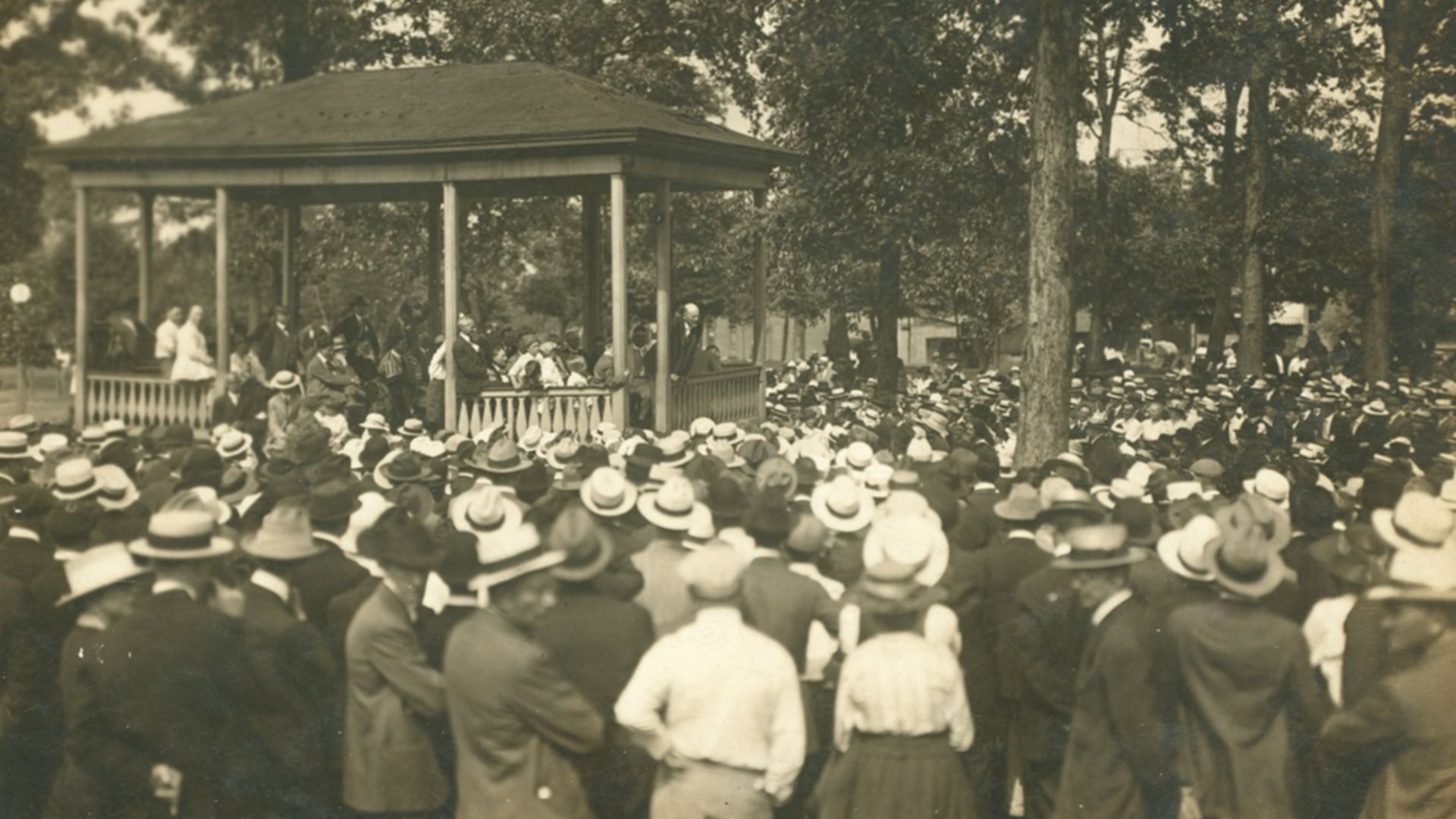 Eugene Debs, at center, delivering an anti-war speech at Nimisilla Park in Canton, Ohio during the Eugene V. Debs Picnic on June 16, 1918. Debs was later arrested for the speech and charged with violations of the Sedition Act of 1918 in the case of Debs v