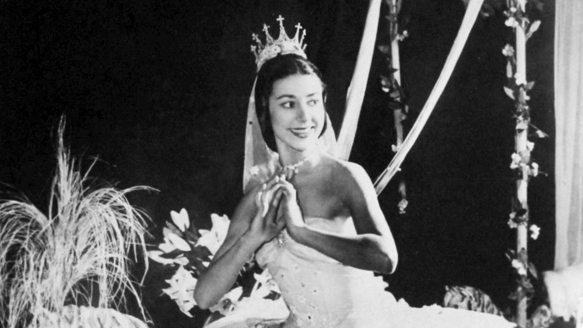 Photo of Margot Fonteyn as Cinderella.  The ballet was performed on Producers Showcase.