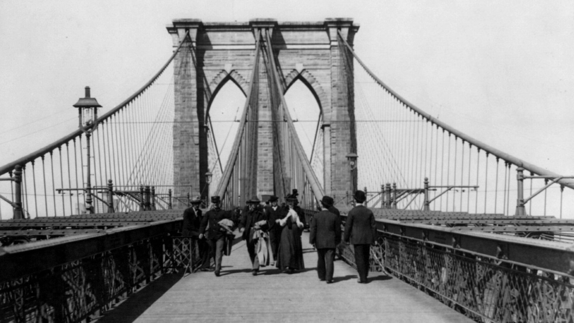 File:Brooklyn Bridge New York City 1898 Pedestrian Crossing.jpg