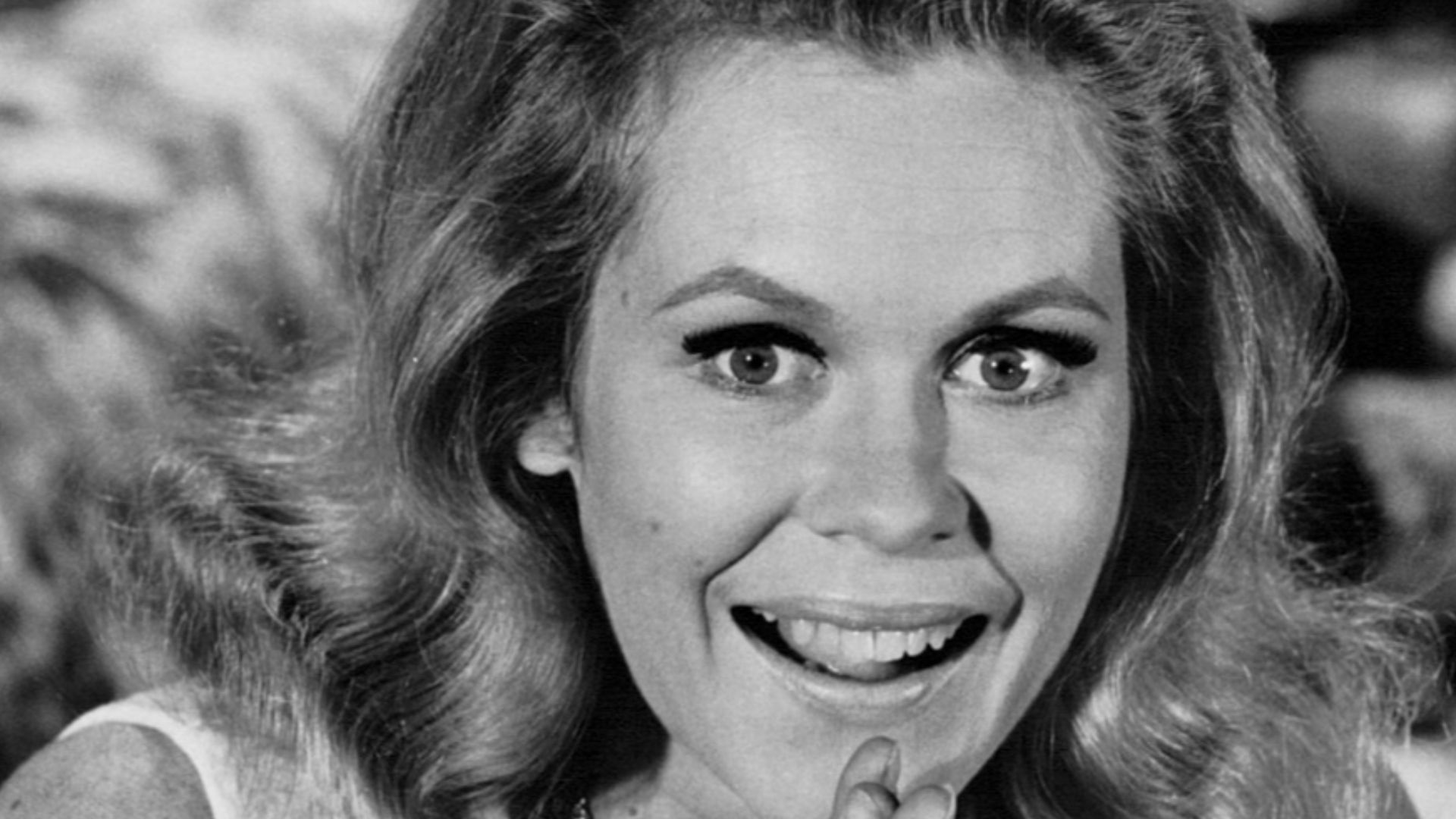 Photo of Elizabeth Montgomery from Bewitched.