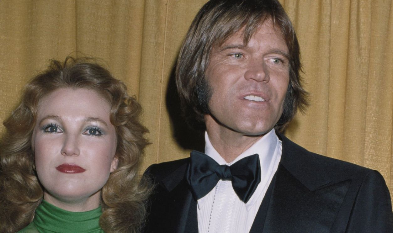 American singer and guitarist Glen Campbell with country music singer Tanya Tucker, 1978.