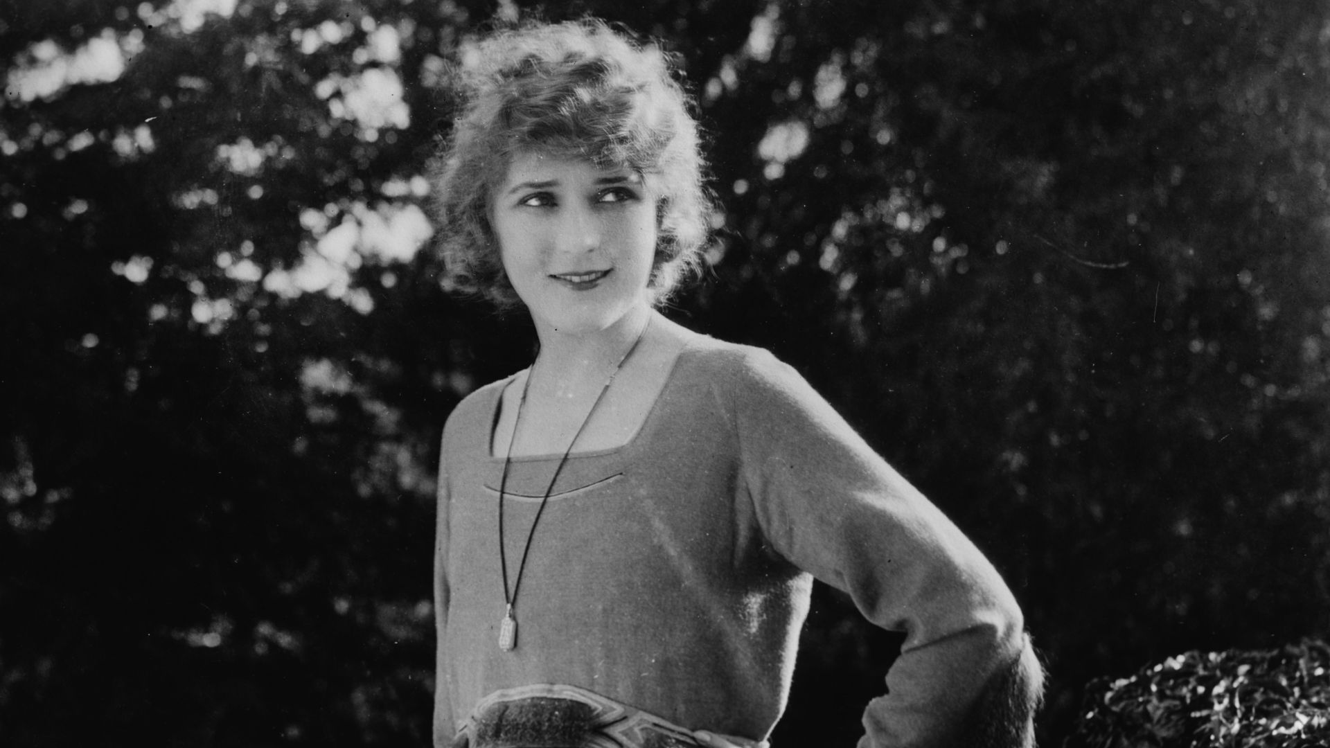 Title: Mary Pickford
Abstract/medium: 1 negative : glass ; 5 x 7 in. or smaller.