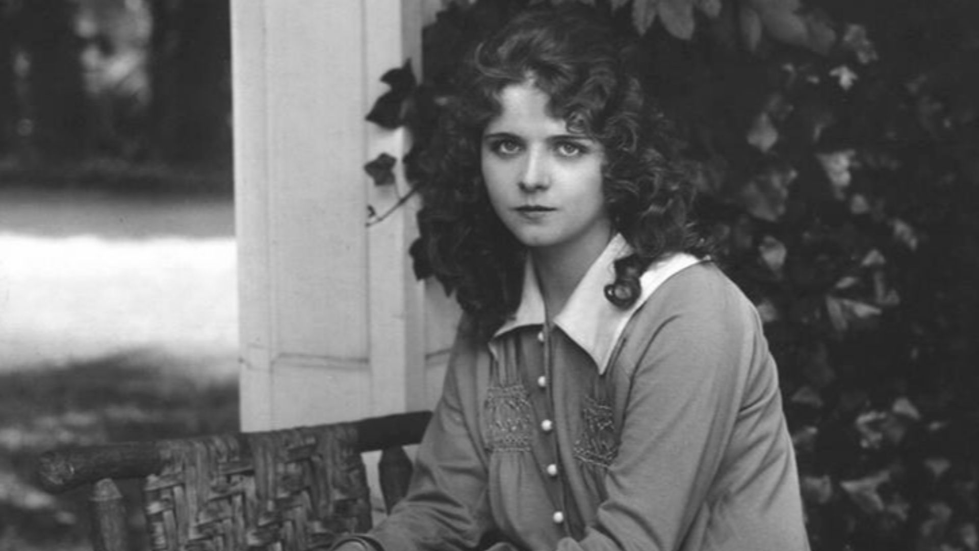 Portrait of American actress Olive Thomas (1894–1920)