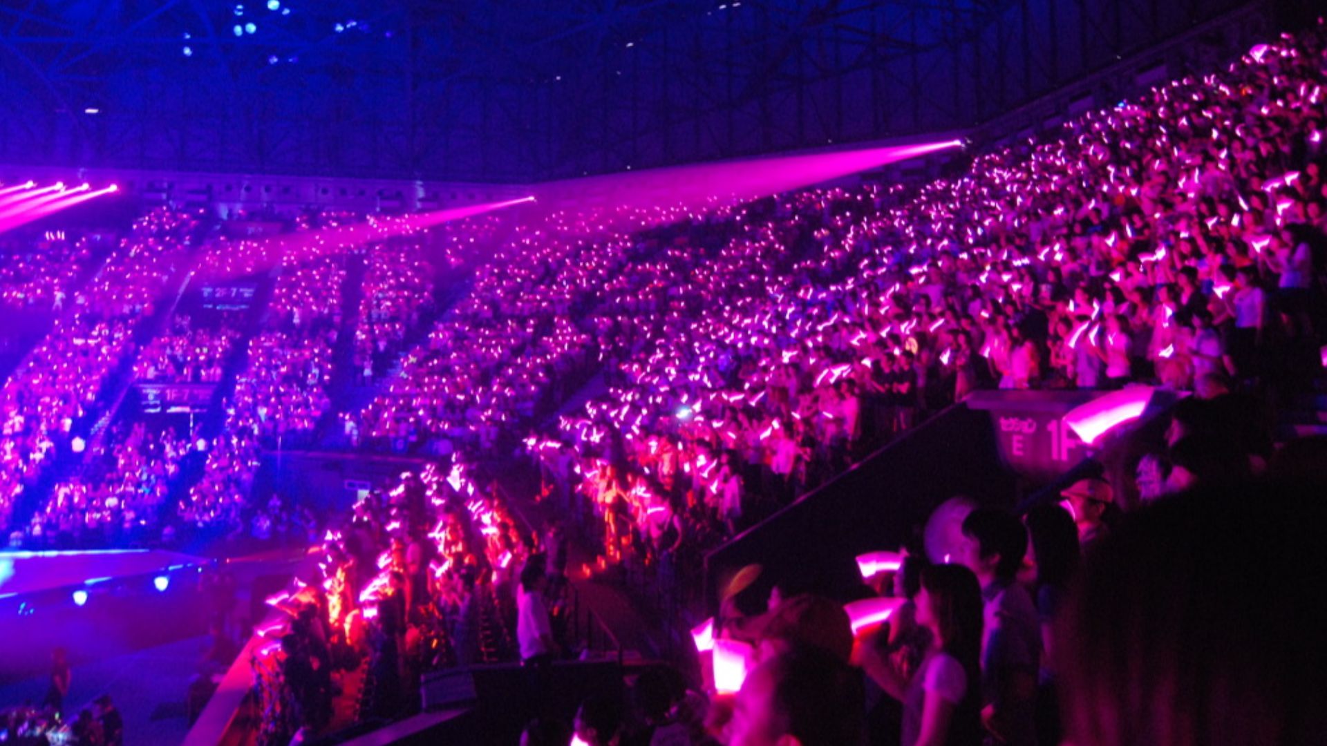snsd fans attended the groups' concert