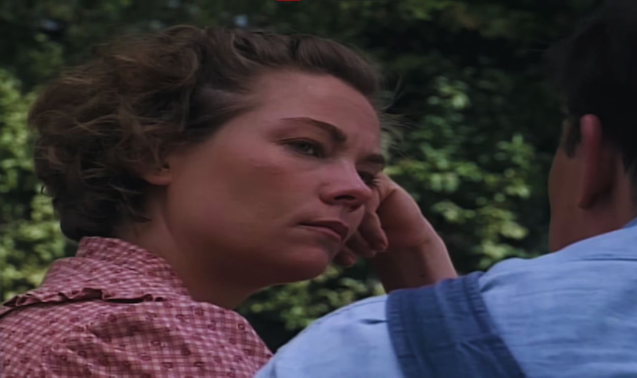 Screenshot from Public Enemies (1996)