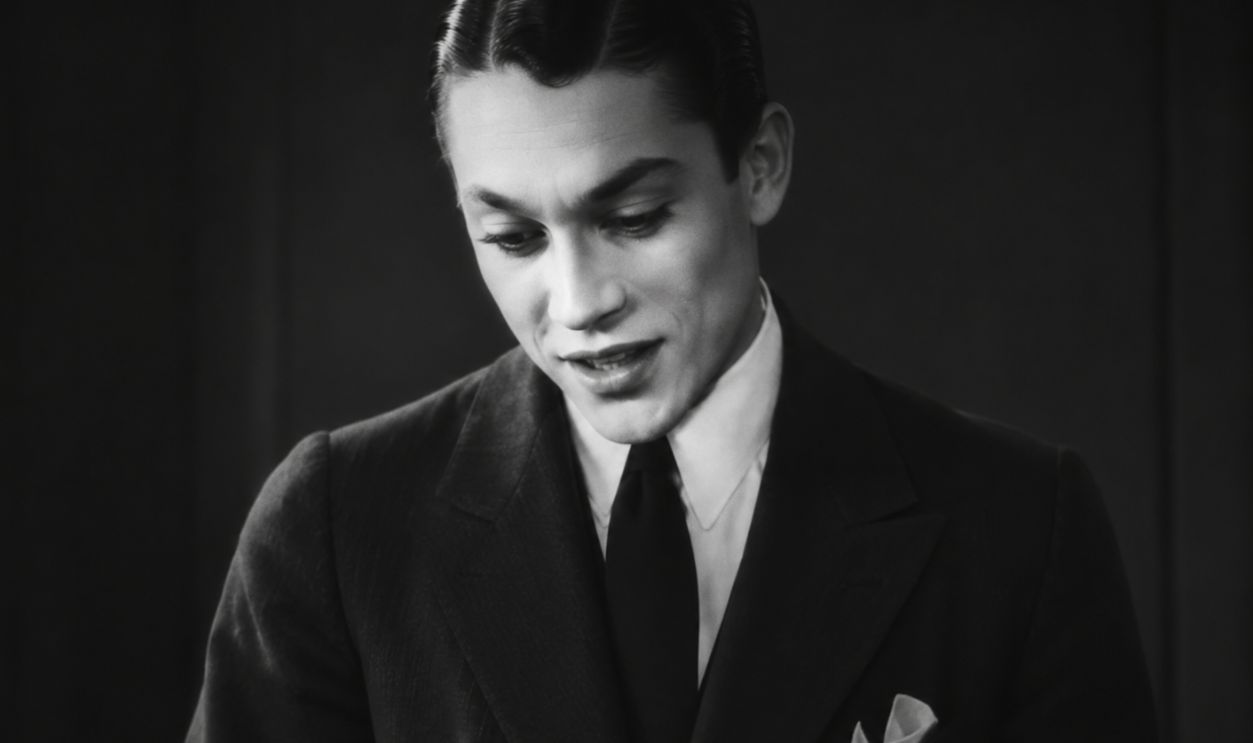 Screenshot from The Man Who Had Everything (1920) 