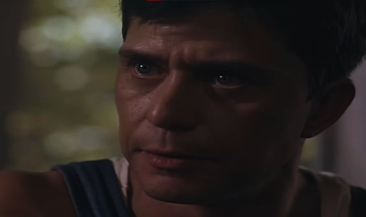 Screenshot from Public Enemies (1996)