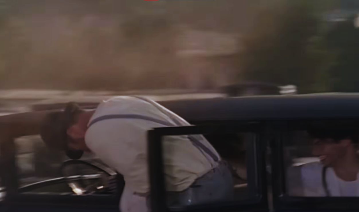 Screenshot from Public Enemies (1996)