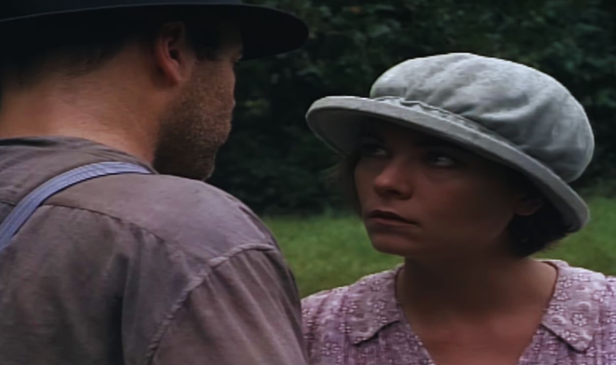 Screenshot from Public Enemies (1996)