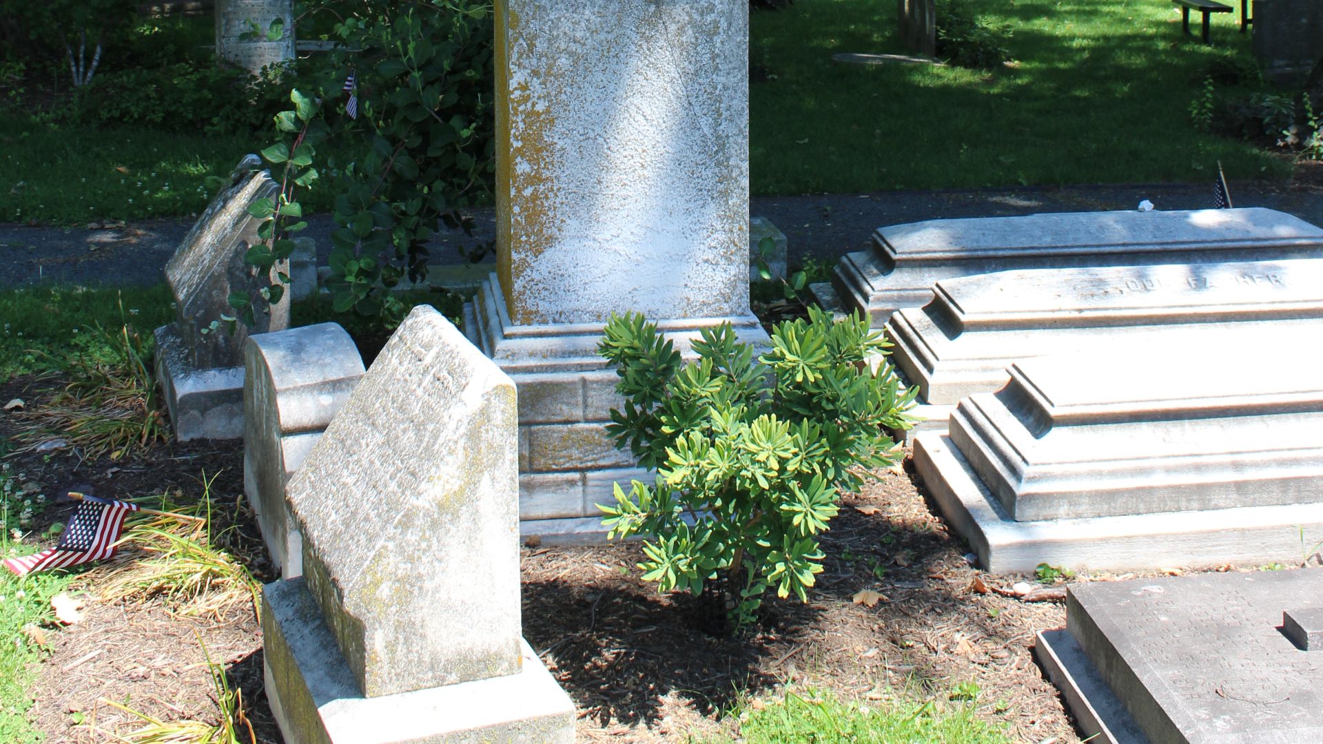Henry Deringer tombstone in Laurel Hill Cemetery. Photo taken June 2022.