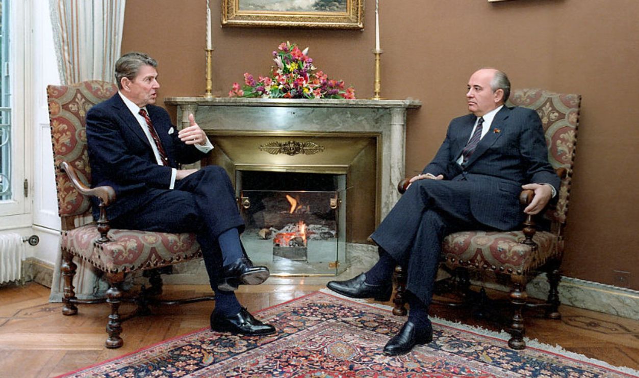 U.S. President Ronald Reagan's first meeting with Soviet General Secretary Mikhail Gorbachev at Fleur D'Ea during first summit, Geneva, Switzerland, President Ronald Reagan White House Photographic Office, November 19, 1985.
