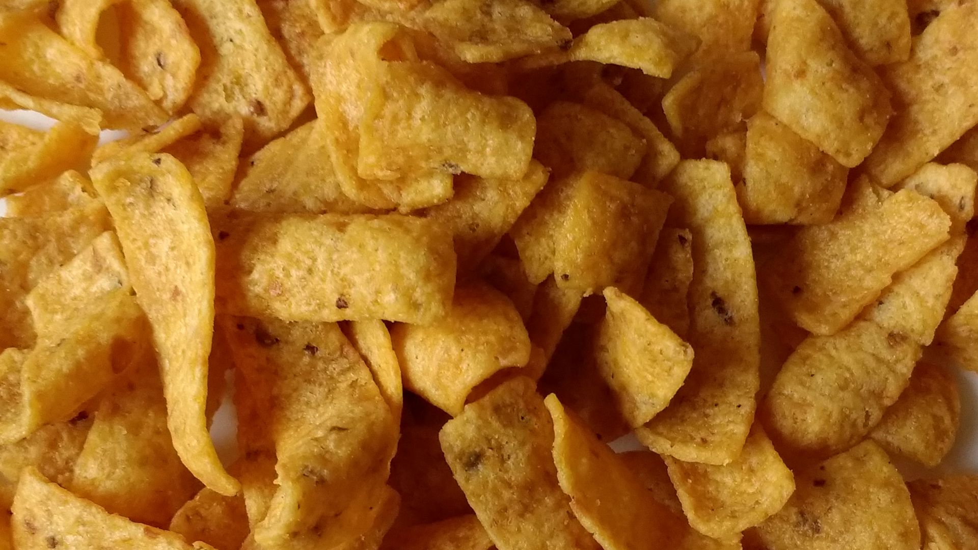 Fritos corn chips.