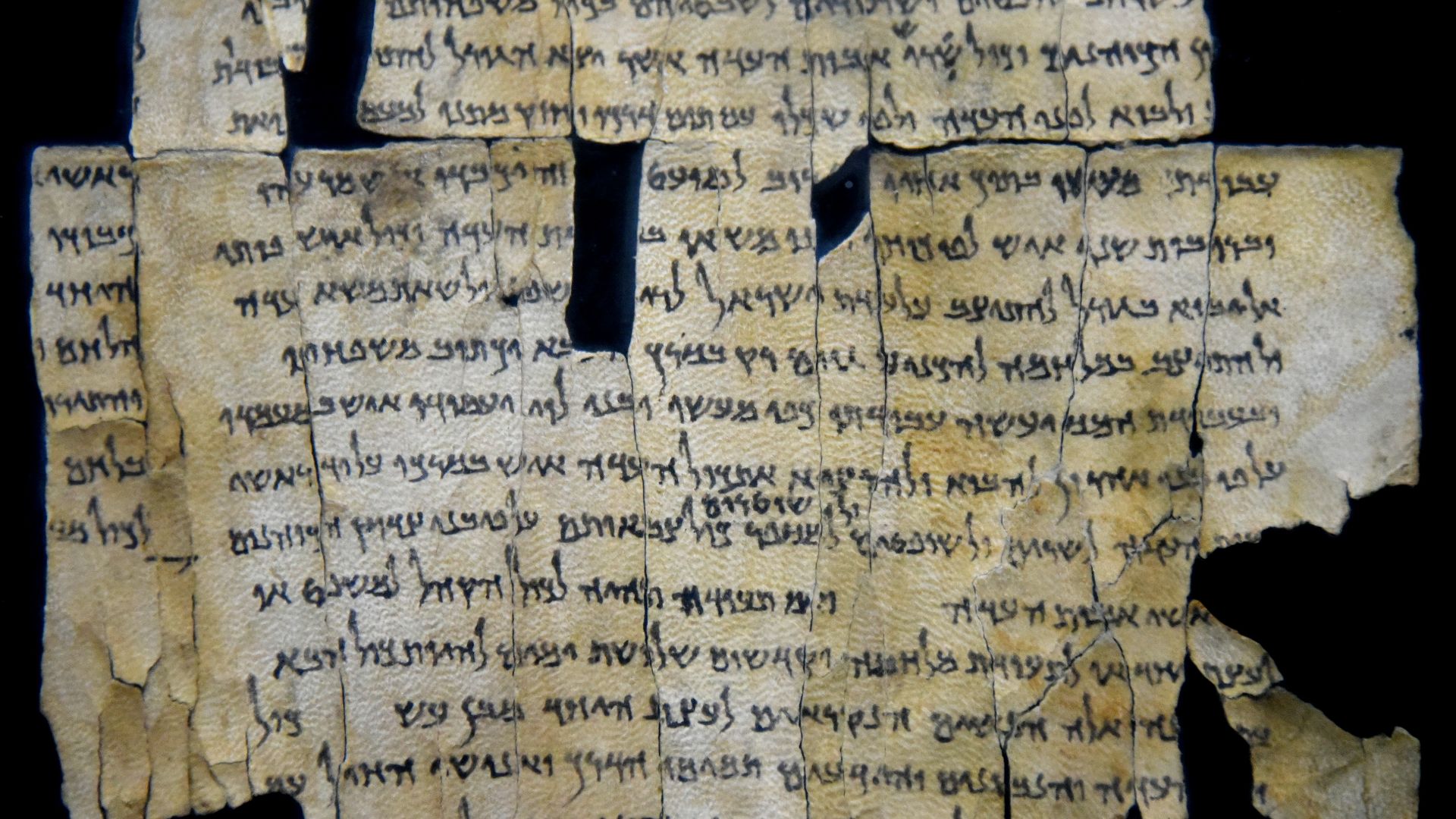 Part of Dead Sea Scroll number 28a (1Q28a) from Qumran Cave 1.
From Qumran (Khirbet Qumran or Wadi Qumran), West Bank of the Jordan River, near the Dead Sea, modern-day State of Israel. The Jordan Museum, Amman, Jordan Hashimite Kingdom.