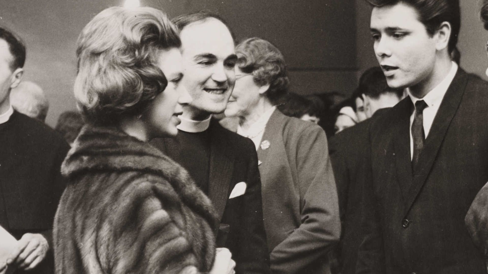 Daily Herald Archive at the National Media Museum Princess Margaret (1930-2002) is the younger sister of our current Queen, Elizabeth II. Sir Cliff Richard OBE is a British singer who has enjoyed a 53 year long career winning 3 Brit Awards and 2 Ivor Nove
