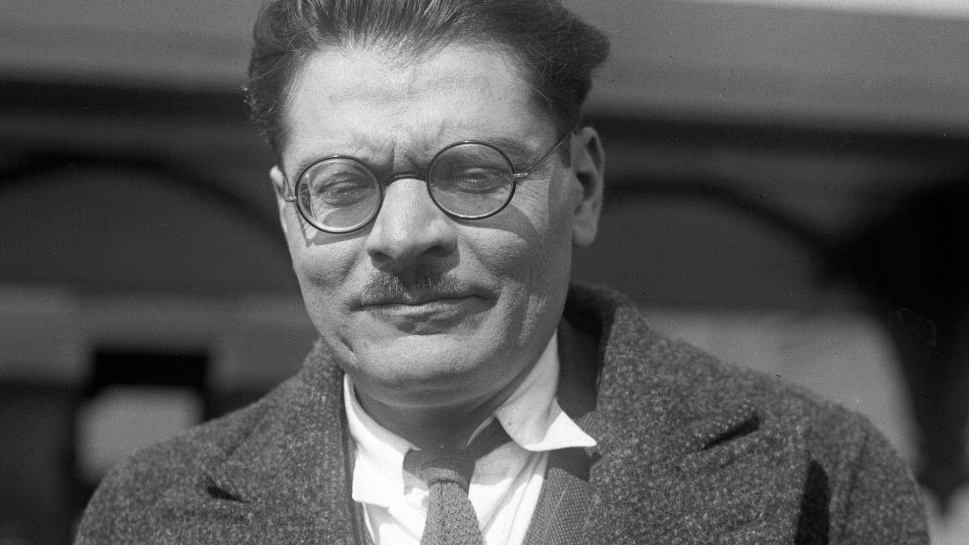 Mexican painter José Clemente Orozco in Los Angeles