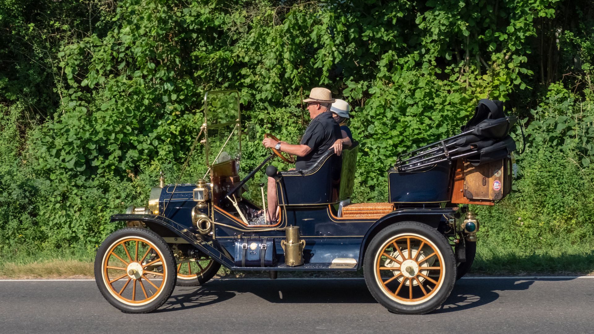 1911 Ford Model T Tourabout (strictly speaking, a
