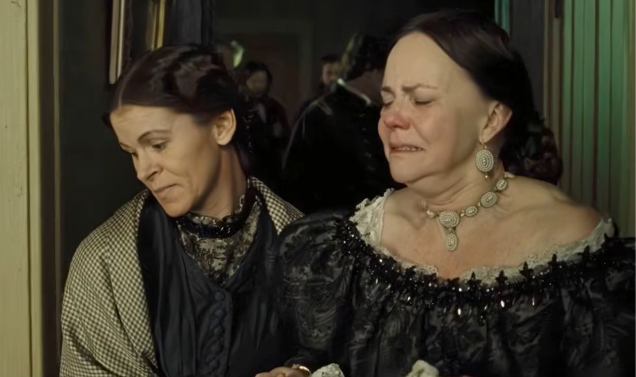 Screenshot from Lincoln (2012)