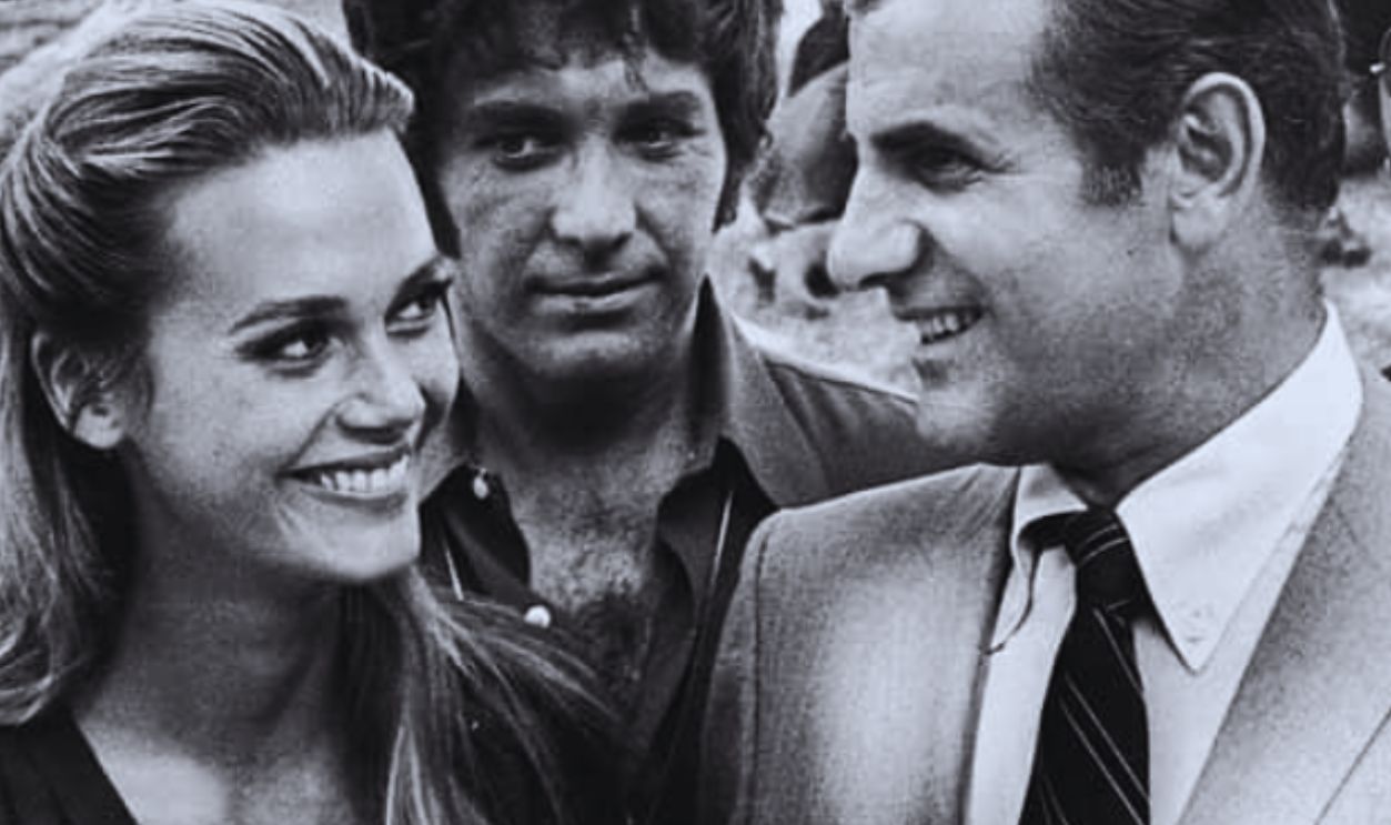 Promotional portrait of actors (L-R): Peggy Lipton, Michael Cole, Tige Andrews and Clarence Williams III on a university campus for the television series, 'The Mod Squad,' c. 1968. 