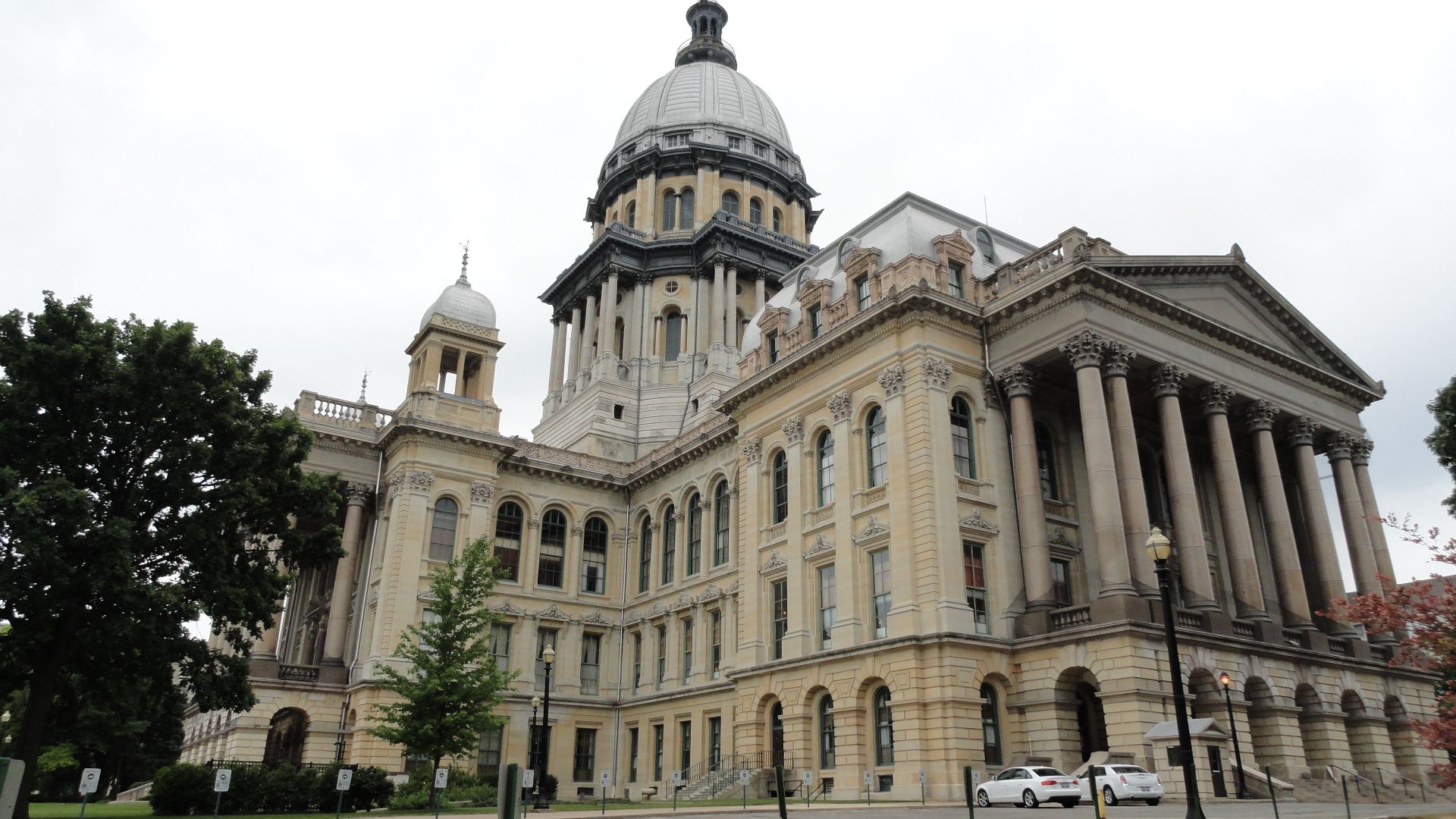 Illinois State Capitol