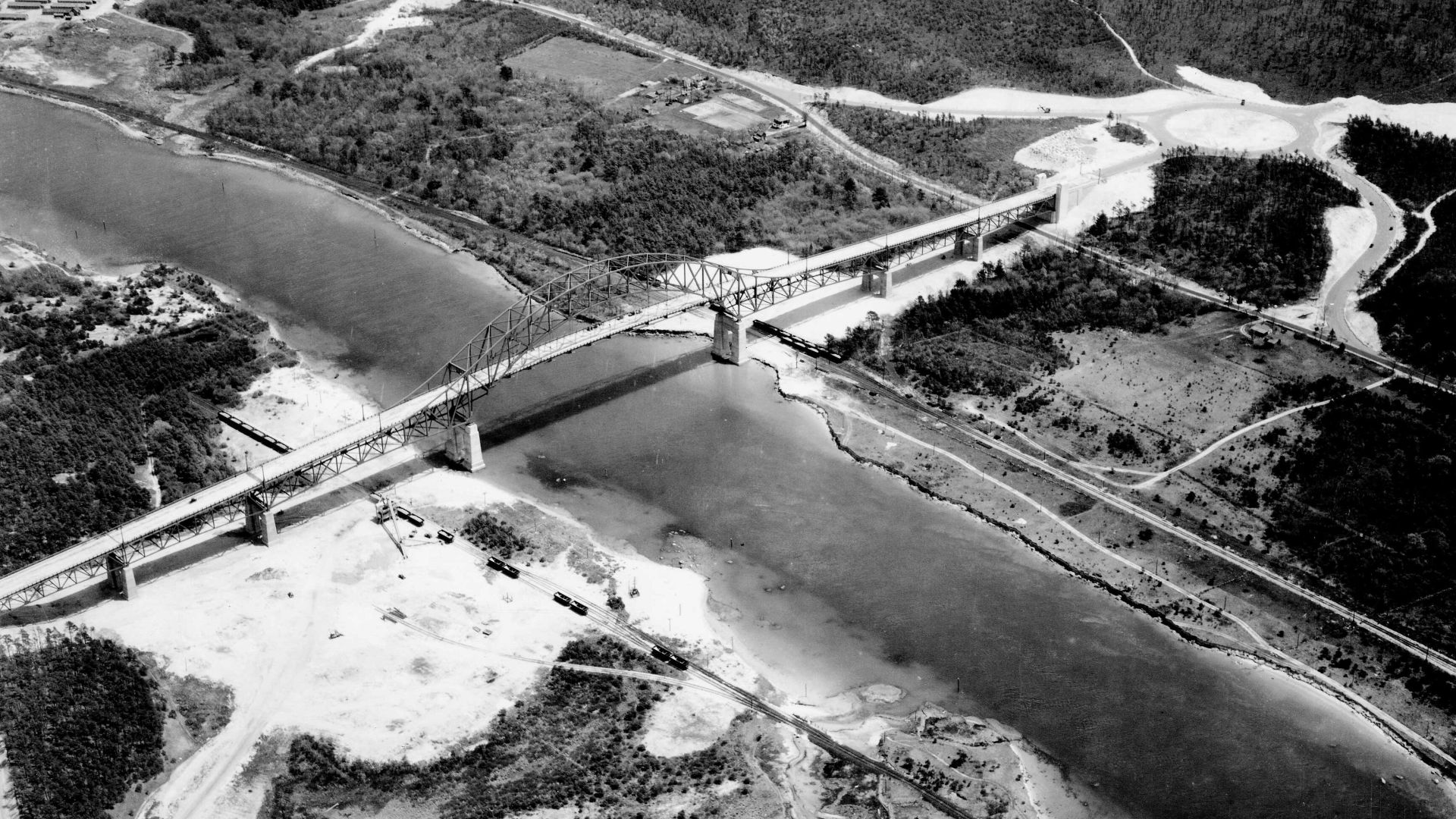 File:Massachusetts - Cape Cod Canal - NARA - 23941257 (cropped).jpg