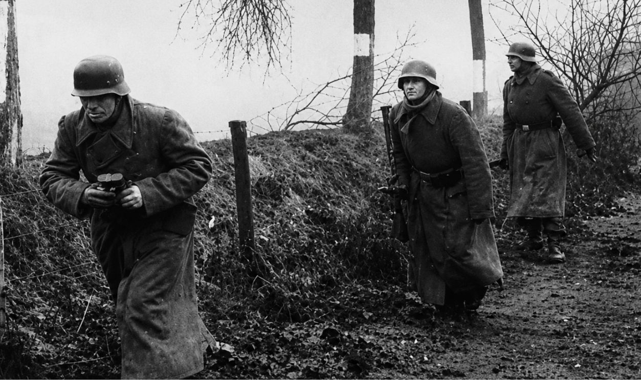 Screenshot from Frontlines (2023) 