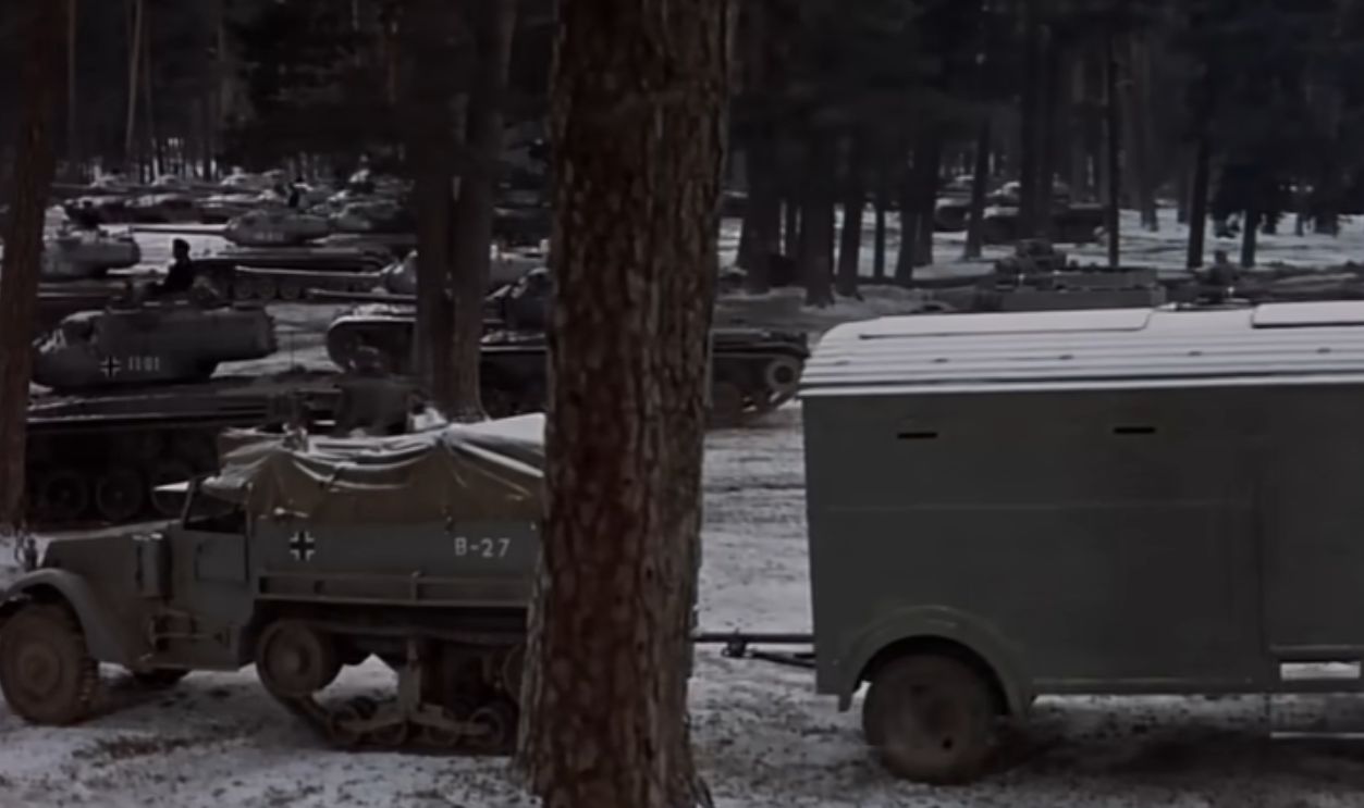 Screenshot from Battle of the Bulge (1965) 