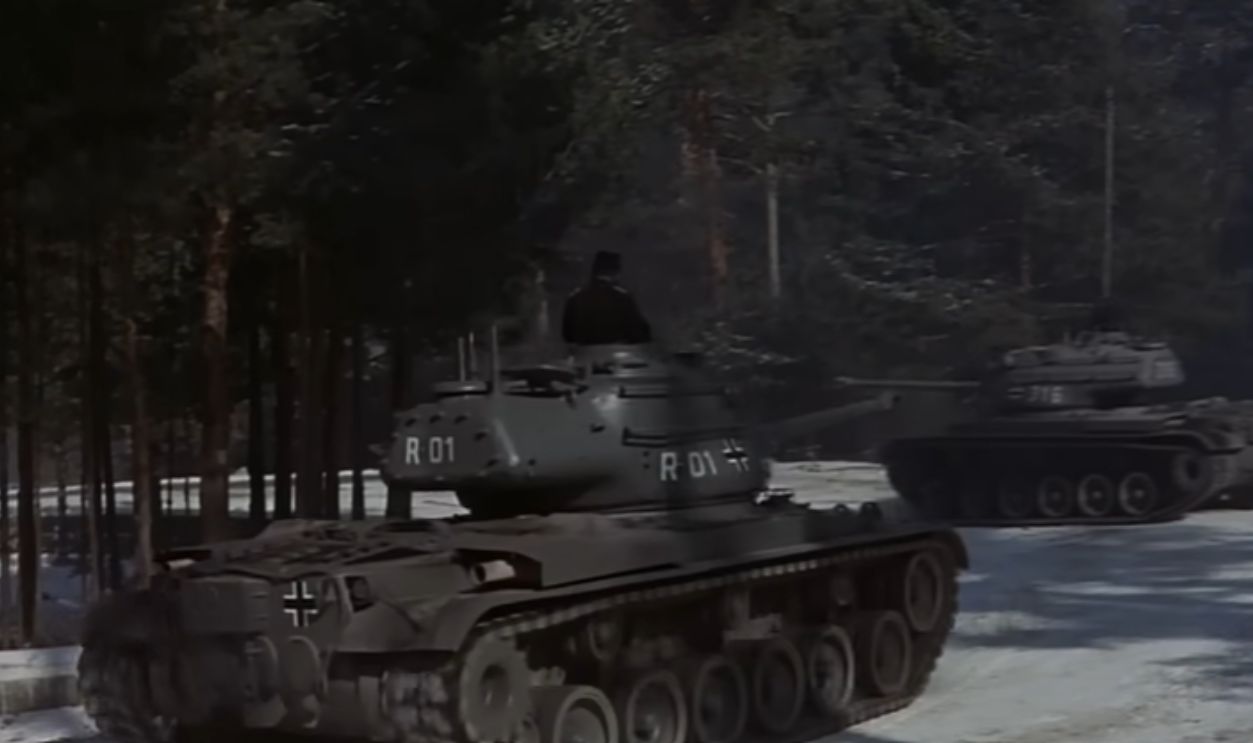 Screenshot from Battle of the Bulge (1965) 