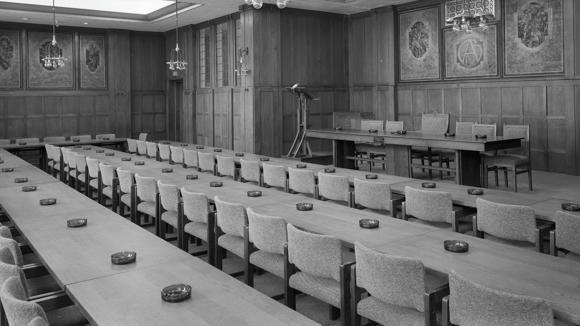 Vakbondsgebouw De Burcht: gebouw A.N.D.B., interieur bondsraadzaal