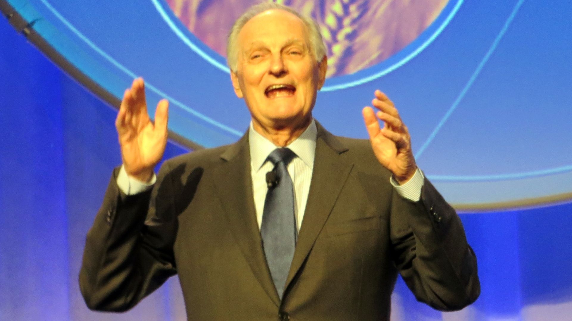 Plenary speaker Alan Alda discussed science communication, which he teaches at Stony Brook University, to a packed house on 15 February at the AAAS 2014 annual meeting.