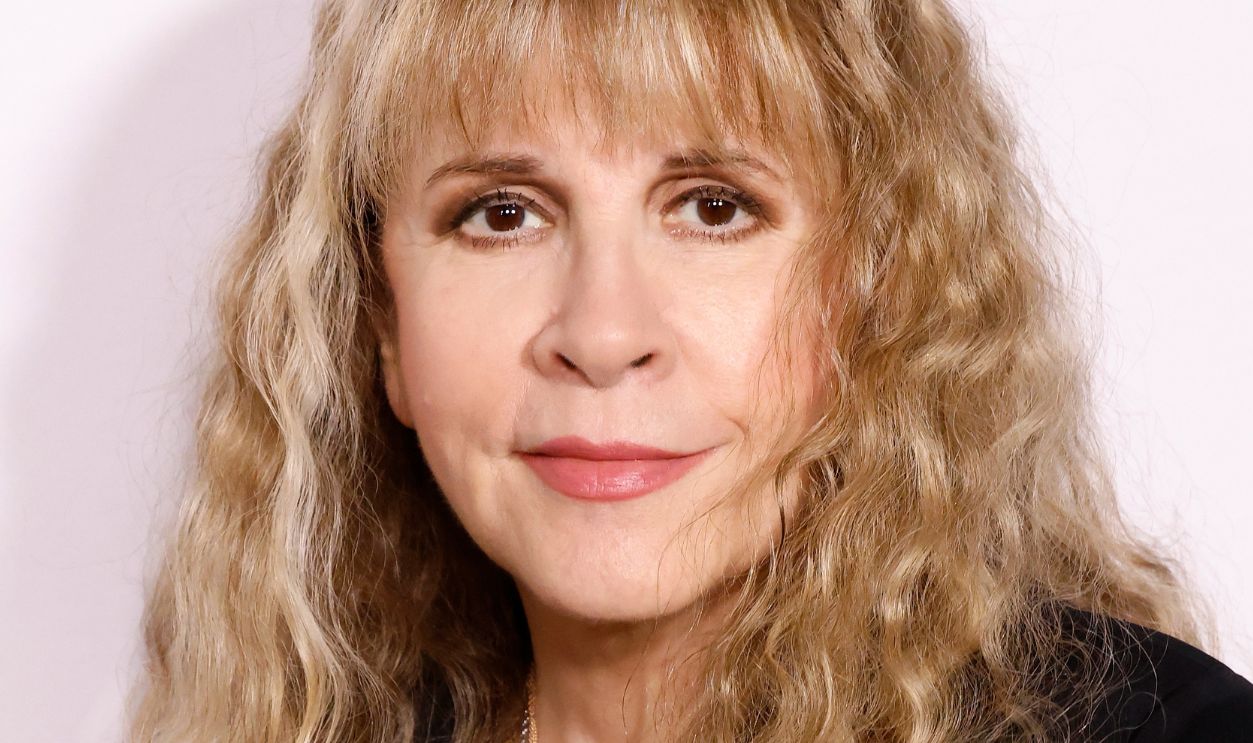 NEW YORK, NEW YORK - NOVEMBER 16: Stevie Nicks attends the 2024 A Funny Thing Happened On The Way To Cure Parkinson's Benefit at Cipriani South Street on November 16, 2024 in New York City.
