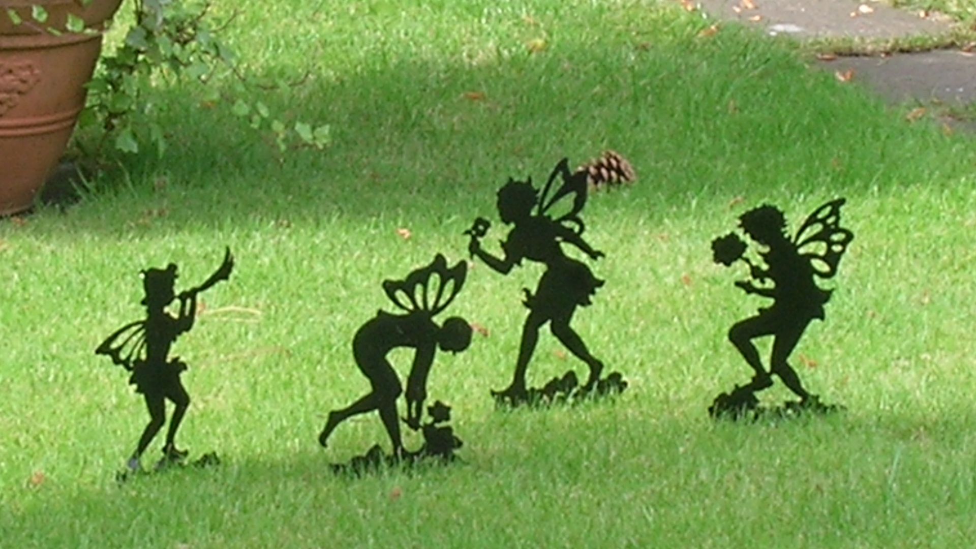 Fairies in a garden at Cottingley