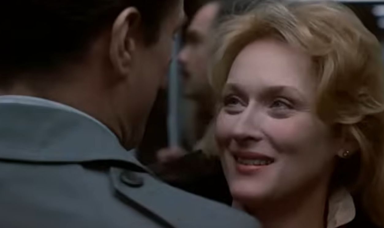 Screenshot from Falling in Love (1984)