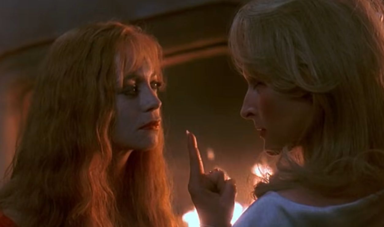 Screenshot from Death Becomes Her (1992)