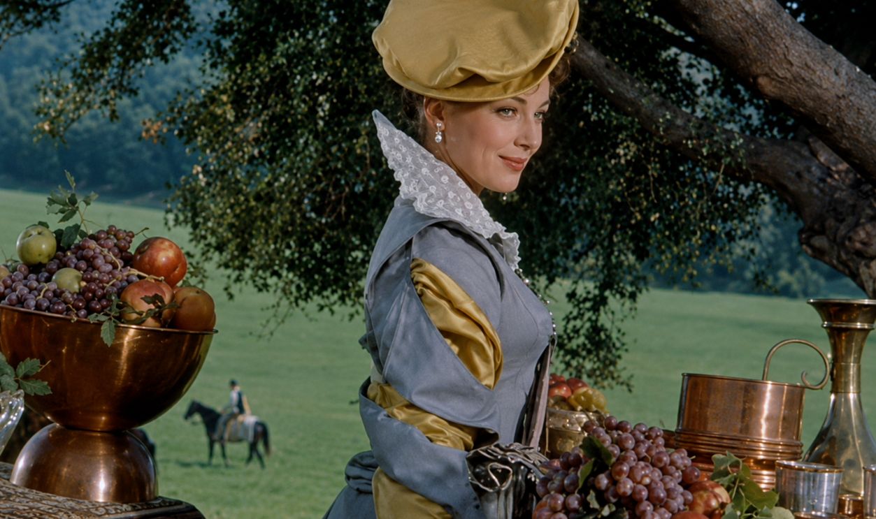 Screenshot from The Virgin Queen (1955)   