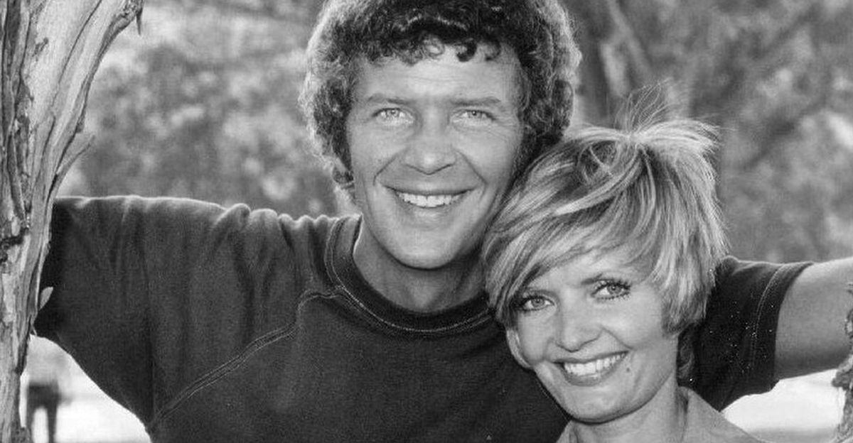 Publicity photo of American actors, Robert Reed and Florence Henderson