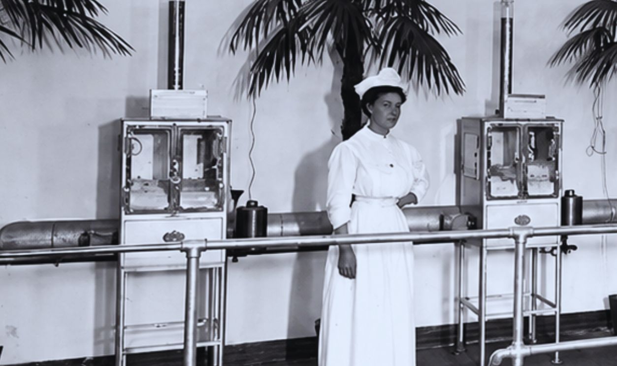 Baby incubator