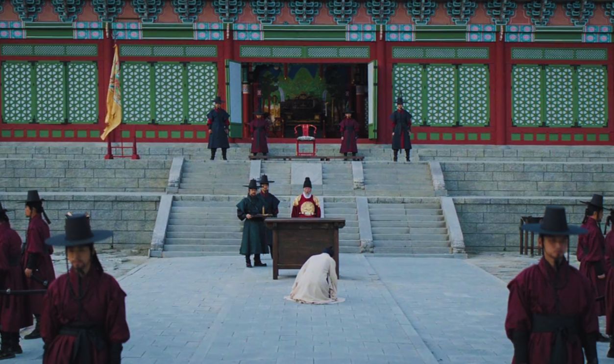  Screenshot from The Throne (2015)