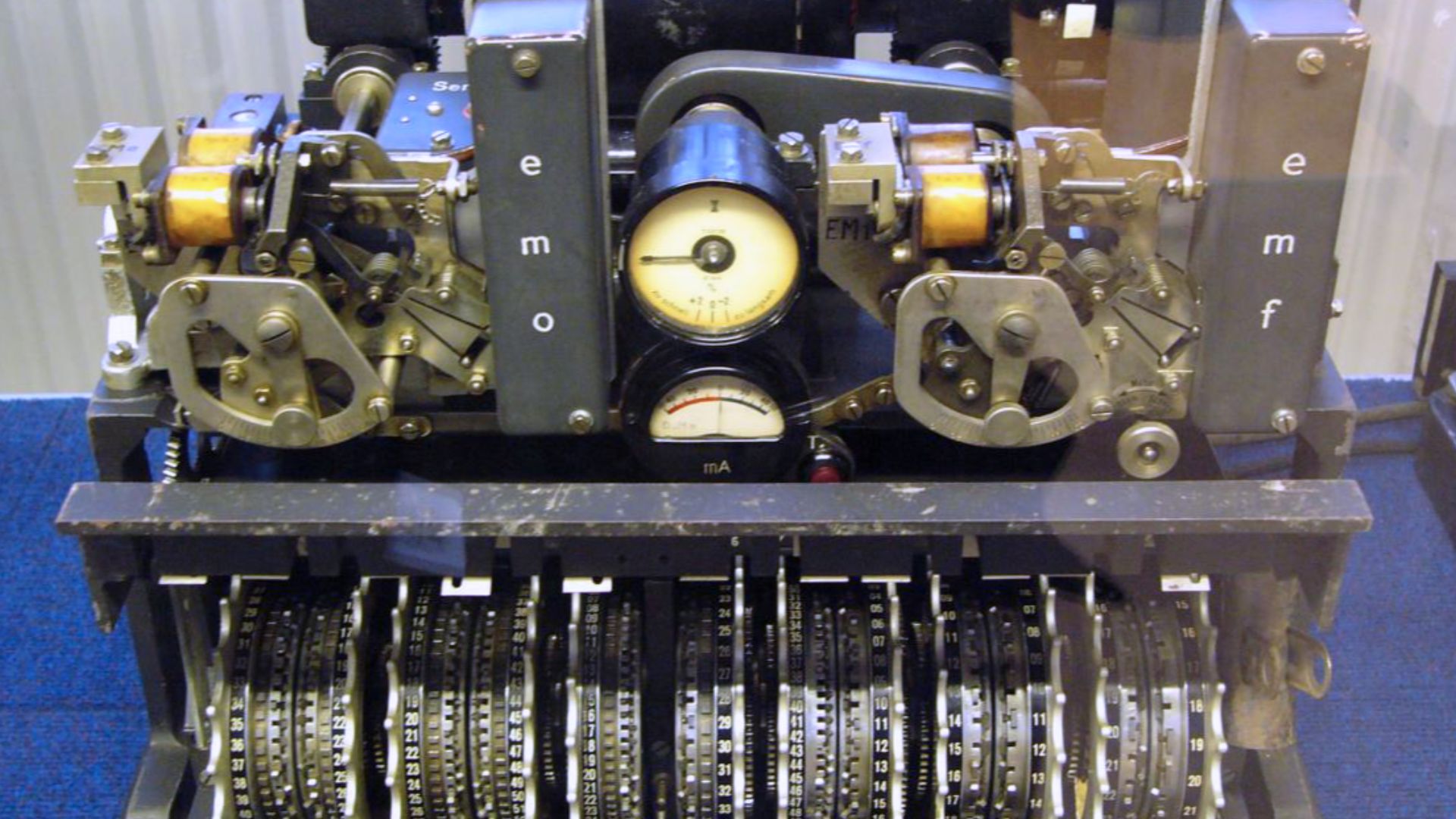 File:Lorenz-SZ42-2.jpg