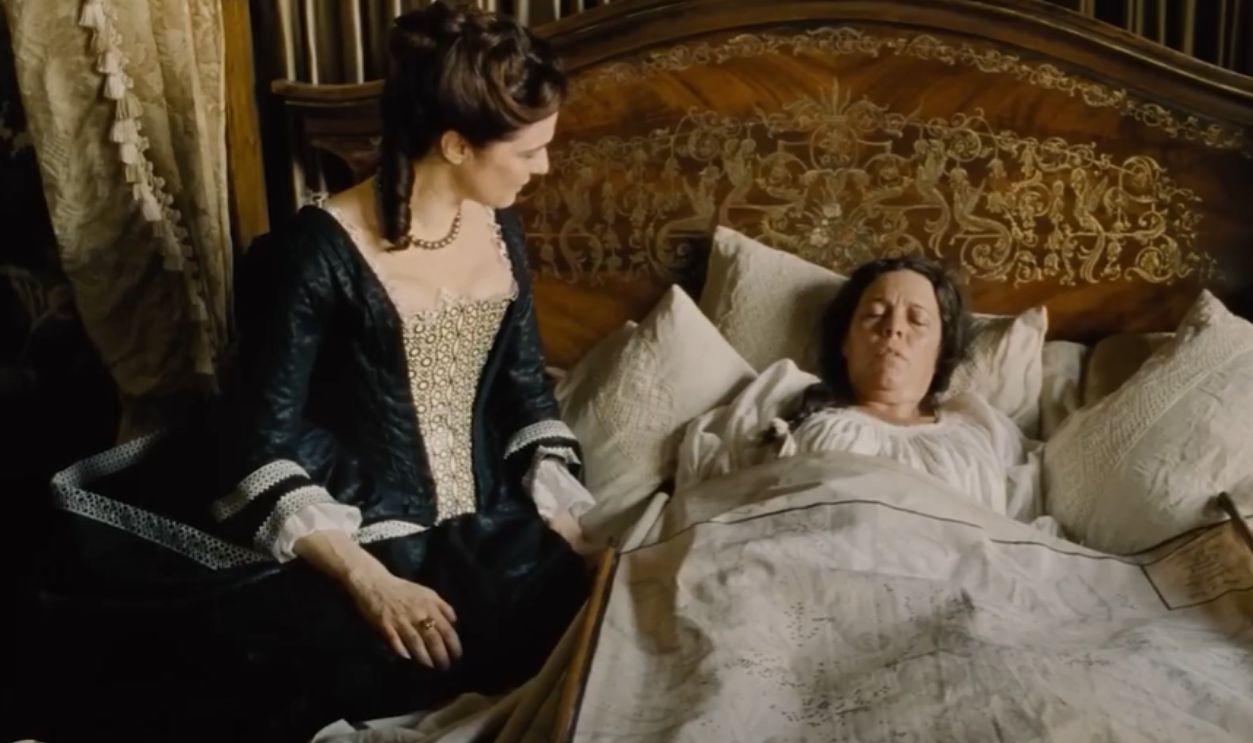 Screenshot from The Favourite (2018) 