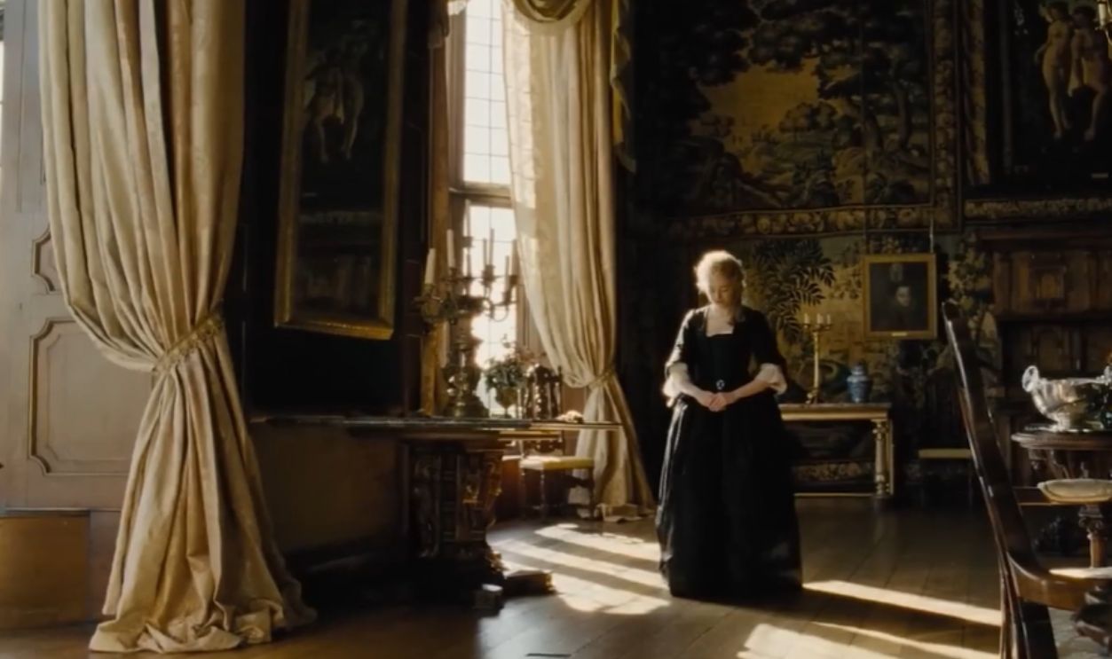 Screenshot from The Favourite (2018) 