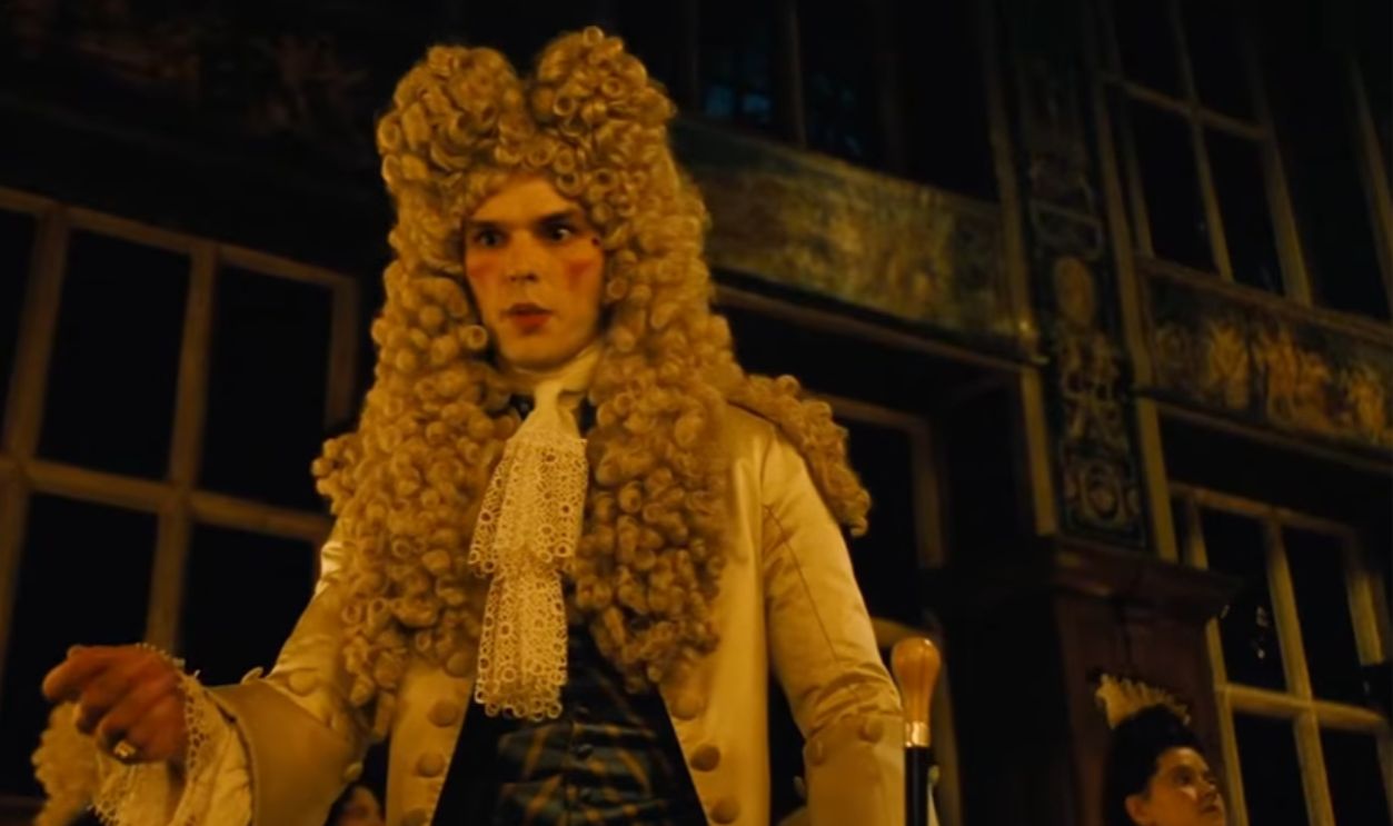 Screenshot from The Favourite (2018) 