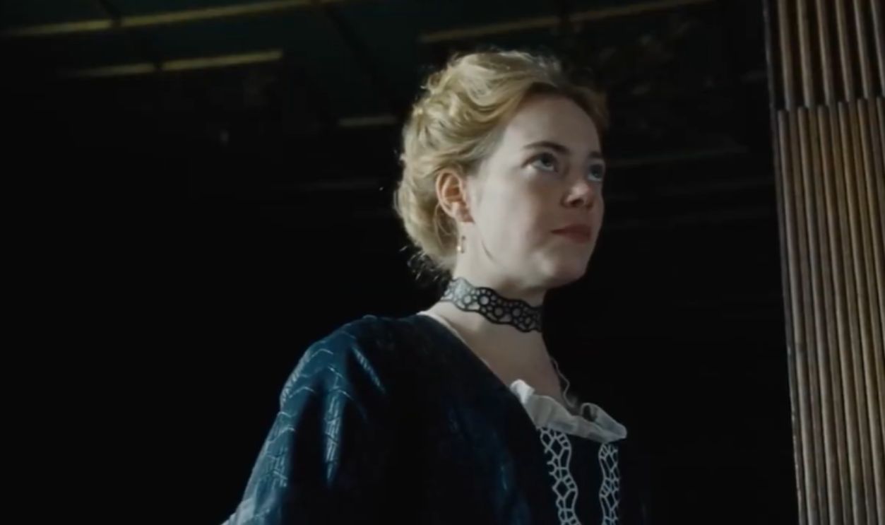 Screenshot from The Favourite (2018) 