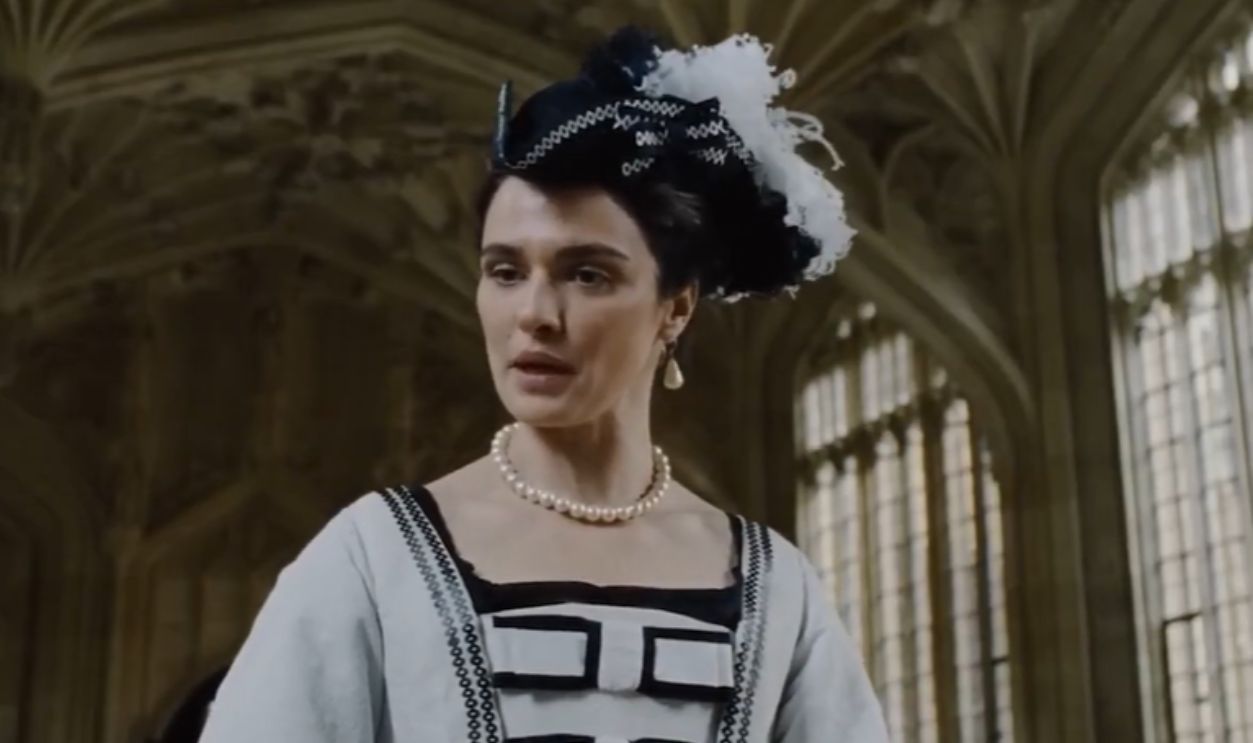 Screenshot from The Favourite (2018) 