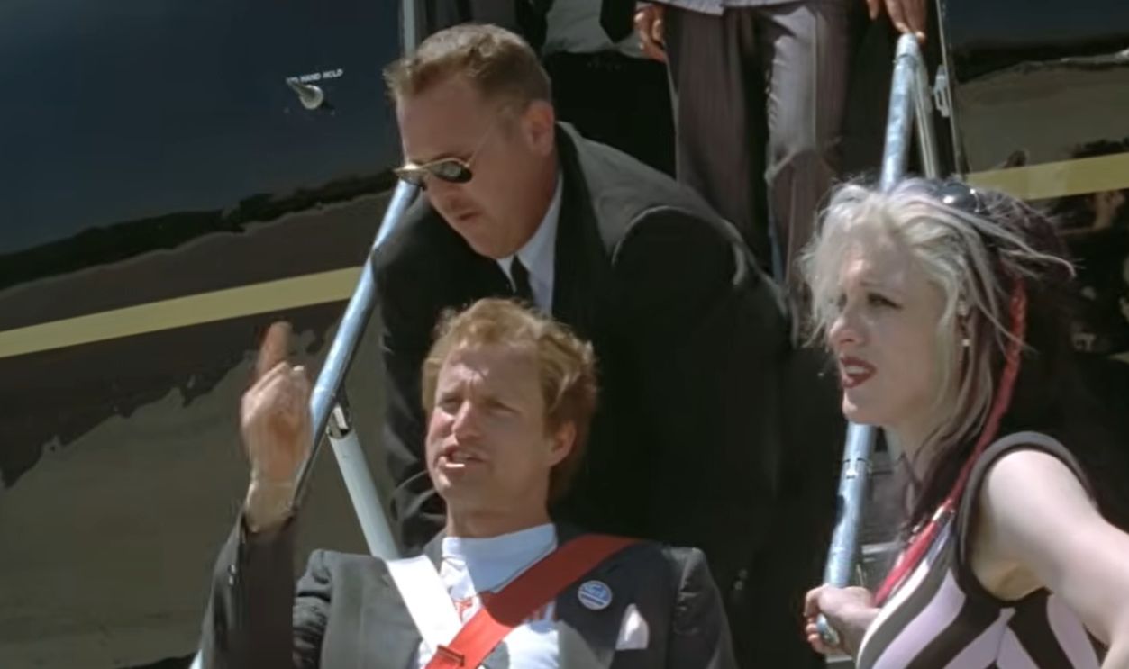 Screenshot from The People vs. Larry Flynt (1996)