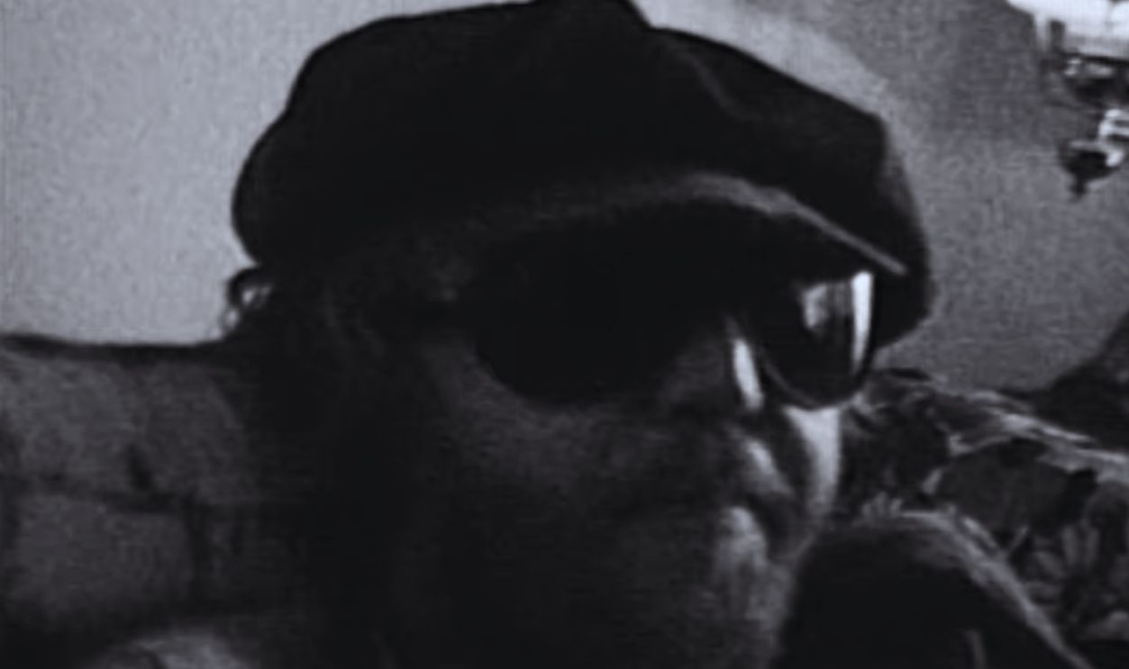  Screenshot from Who Is Harry Nilsson (And Why Is Everybody Talkin' About Him?) (2010)