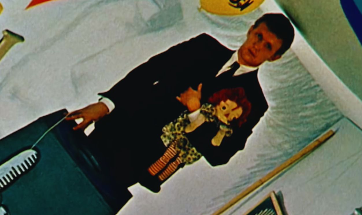 Screenshot from Who Is Harry Nilsson (And Why Is Everybody Talkin' About Him?) (2010)