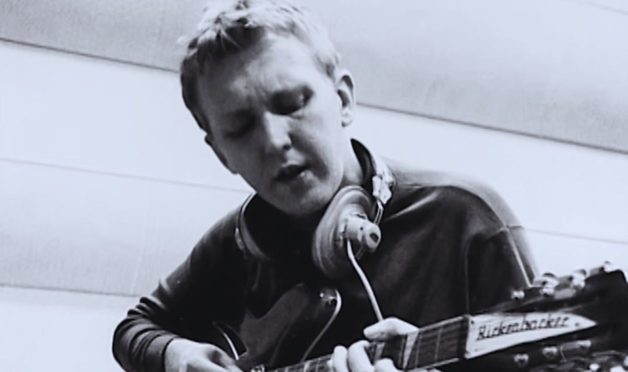 Screenshot from Who Is Harry Nilsson (And Why Is Everybody Talkin' About Him?) (2010)
