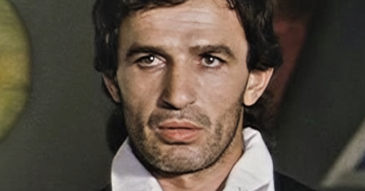 Alessandro Cagliostro with a white collar