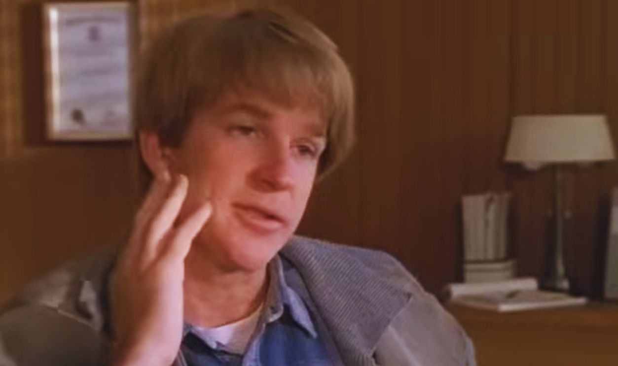 Screenshot from Flowers for Algernon (2000)