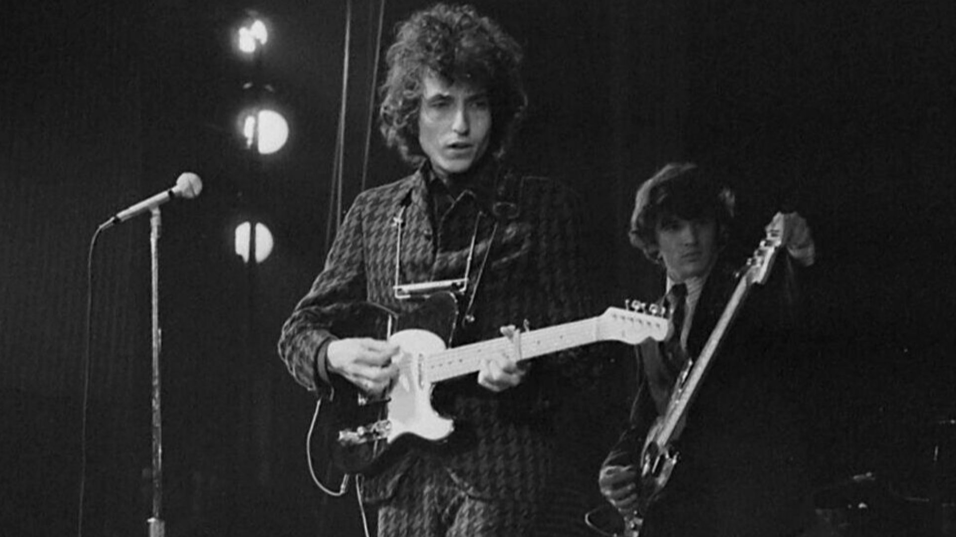 Sujet : Dylan, Bob (1941-....)
Langue : sans contenu linguistique

Éditeur : Roger Pic (Paris)